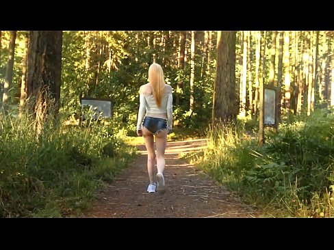❤️ Lijepa žena se kreće polako, ne goli video Analni video u pornografiji bs.xxxsexjav.ru ❌️❤